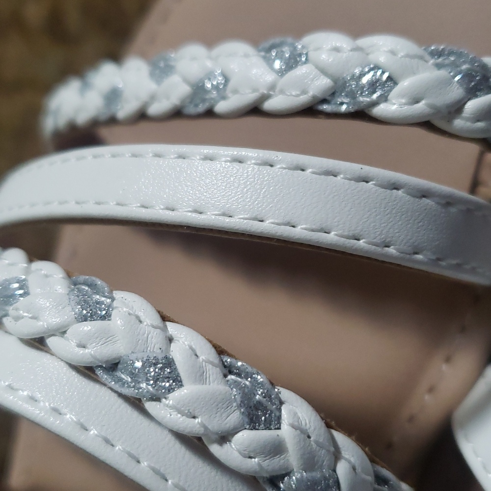 Braided White Sandals for Girls Size 4Med - Picture 11 of 11